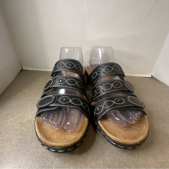 Clarks Collection Leisa Cacti Q Black Adjustable Straps Size 9 Flat Sandals - Picture 4 of 9